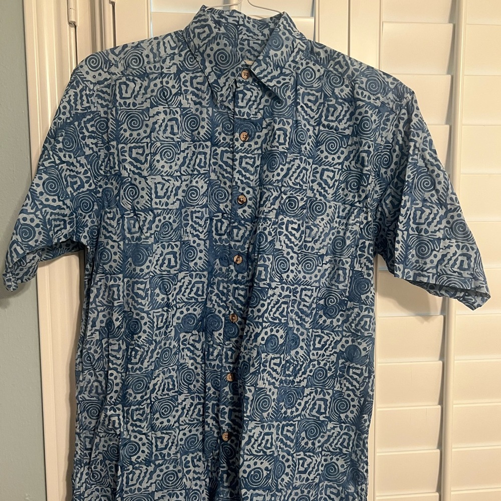 Navy Geometric Men's Casual Shirt (New without tags)